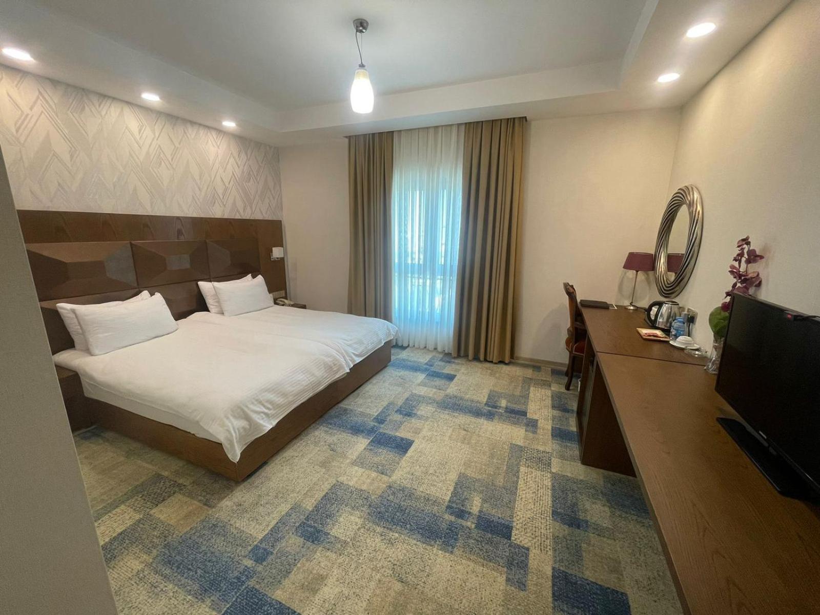 Fiori Hotel Erbil Esterno foto