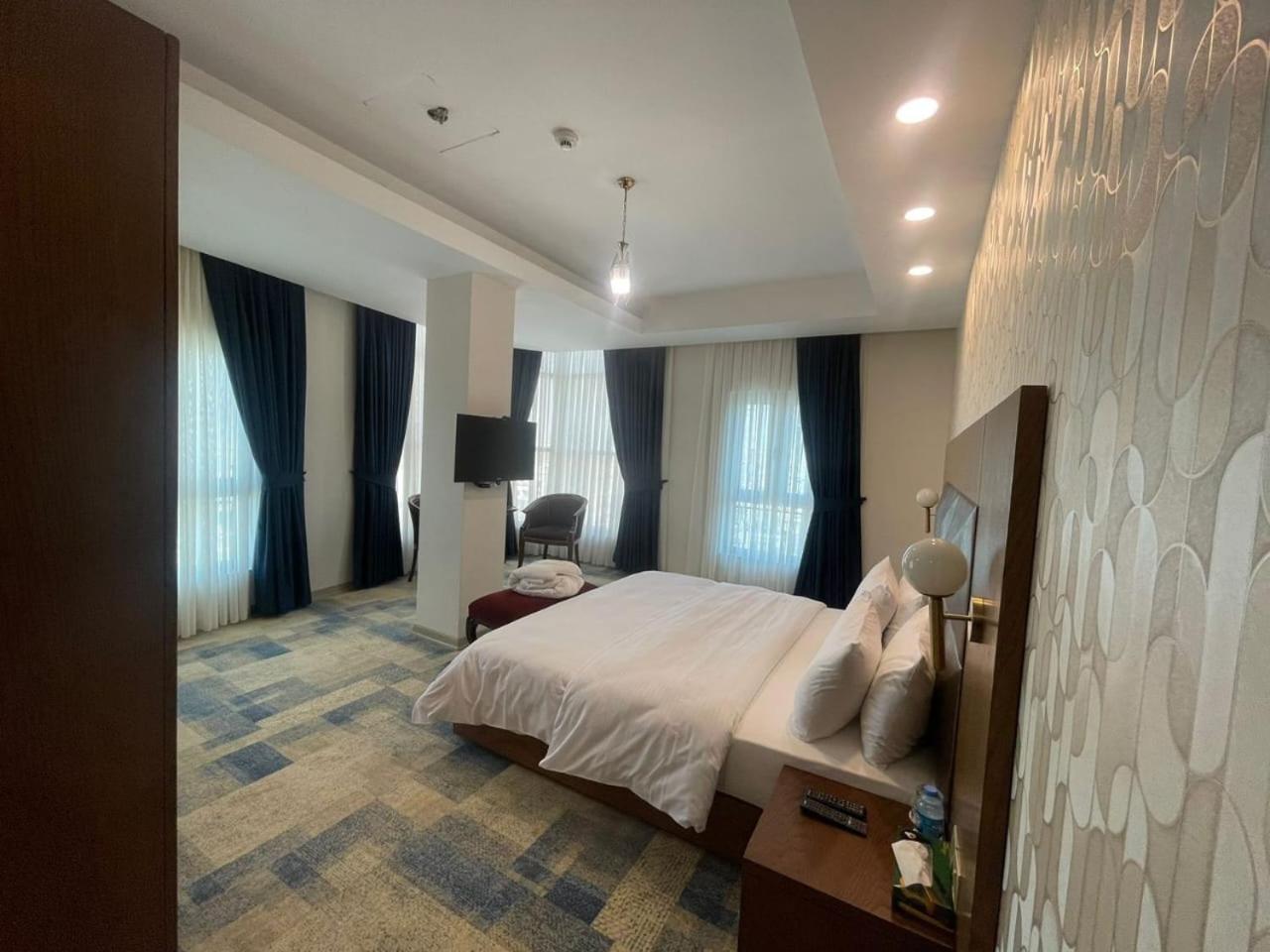 Fiori Hotel Erbil Esterno foto