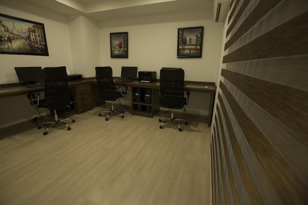 Fiori Hotel Erbil Esterno foto